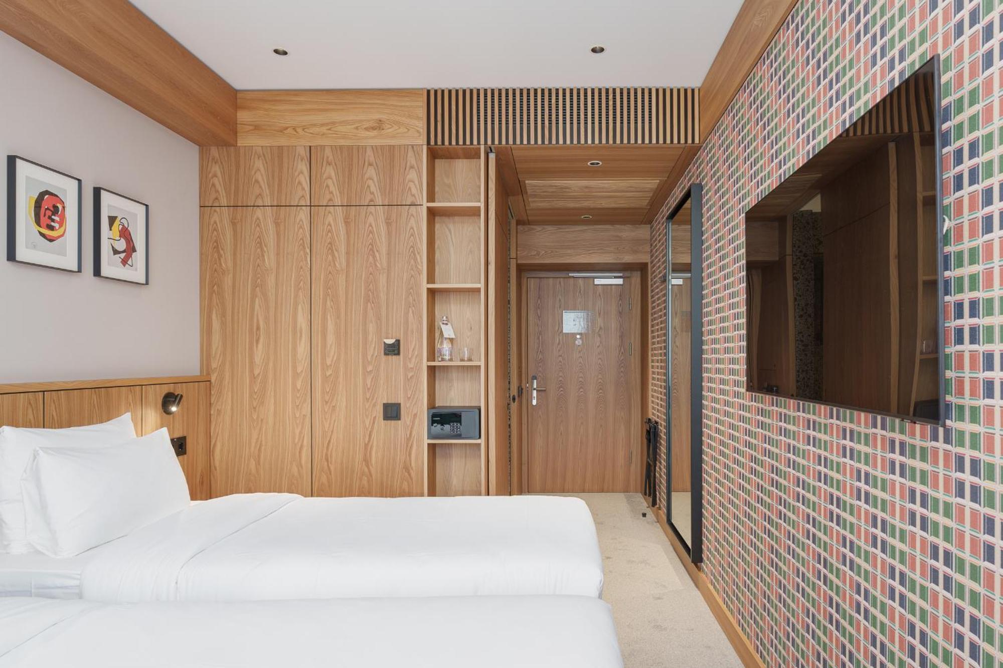 Aston Hotell